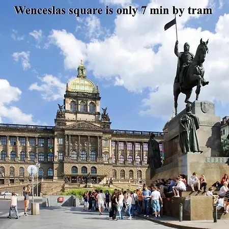 Stylish Apartment In Heart Of Zizkov Near Iconic Sites Prague Exterior photo